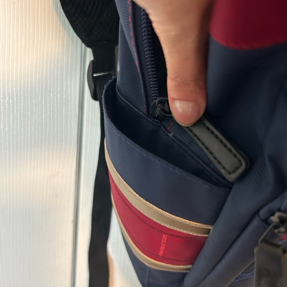 Captain Marvel Backpack Bookbag Adjustable Straps Multi Pocket Red Navy Unisex - Picture 14 of 14